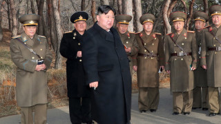 Севернокорейският лидер Ким Чен Ун призова армията му да бъде