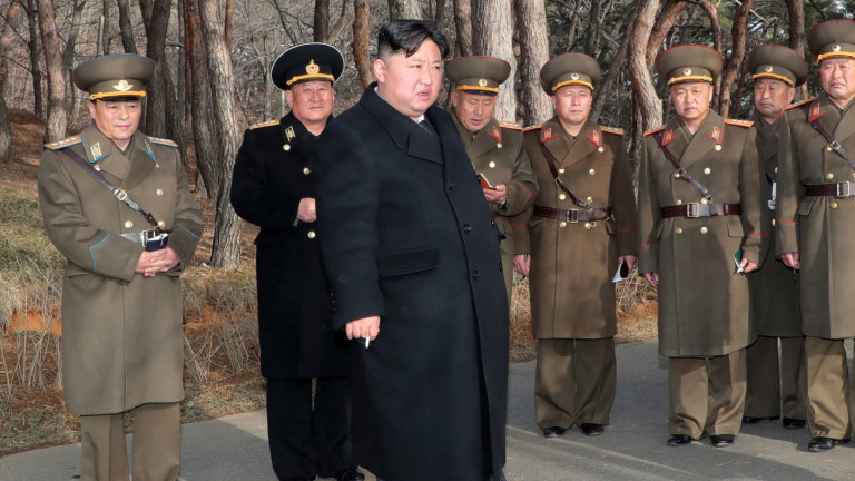 Севернокорейският лидер Ким Чен-ун проведе тридневна инспекция на големи оръжейни