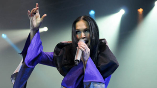 Таря Турунен блокирана в Румъния, отлагат концерта