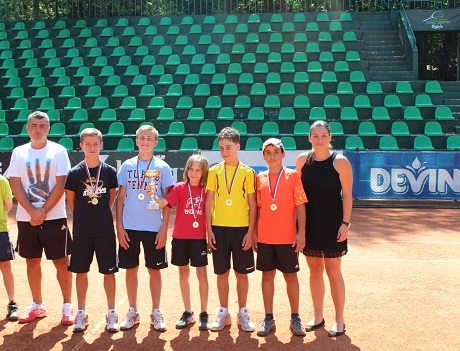Започна първият международен тенис камп в Албена