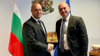 Илин Димитров: Трябва да сме готови за обезпечаване на туризма при силна ковид вълна