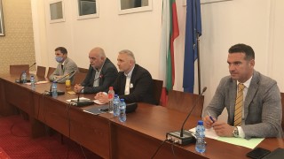 Липсата на кворум провали заседанието на Комисия за контрол над