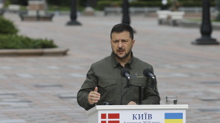 Зеленски предупреди, че "отслабеният" Путин може да прибегне до ядрени заплахи