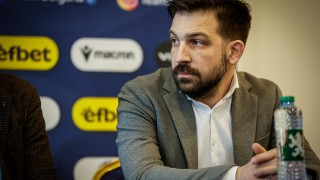 Изпълнителният директор на Българския футболен съюз Андрей Петров даде съвместна