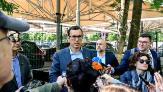 Махат автокъщата в Борисовата градина, малко преди да стане законна заради бездействието на общината