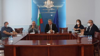 Министър д р Стойчо Кацаров и екипът му са обсъдили с