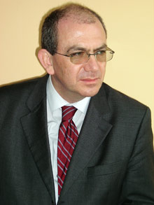 Камов търси сътрудничество с БСП и ГЕРБ