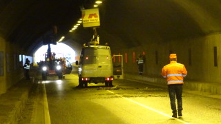Авария остави без електрозахранване тунел Железница съобщават от Агенция Пътна