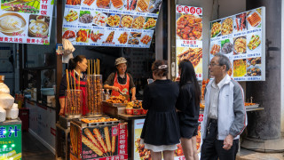 Натиск: Инфлацията за потребителите в Китай достигна близо 2-годишен връх