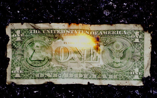 Защо обезценяването на долара не е толкова страшно?