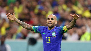 Бившият футболист на Барселона Дани Алвеш беше в съда в