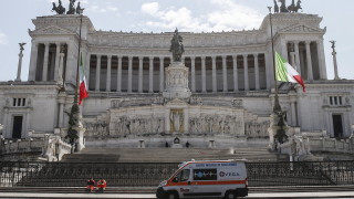 Заразените с новия коронавирус COVID 19 в Европа са около половината