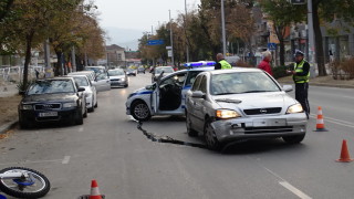 Моторист пострада при катастрофа в Благоевград 