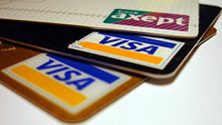 Задържаха трима, източвали кредитни карти в страни от ЕС