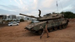 Ракета на "Хизбула" уби израелец, но и рани петима войници