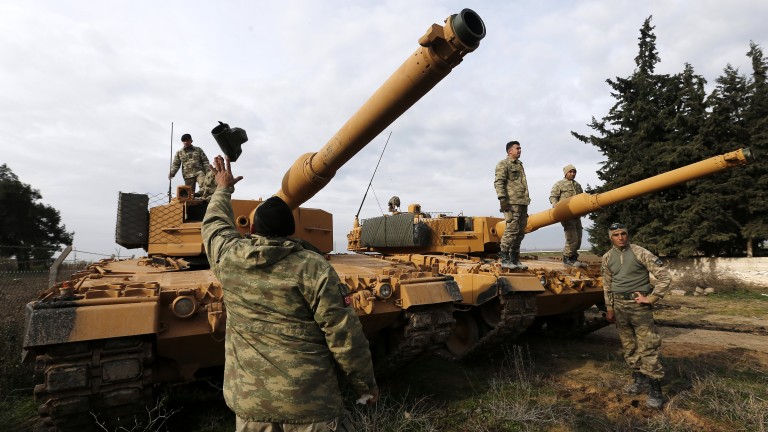 Осем убити и 13 ранени турски войници при сблъсъци в Сирия