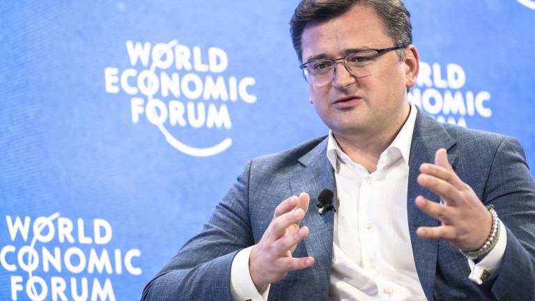 Министърът на външните работи на Украйна Дмитро Кулеба посъветва гражданите