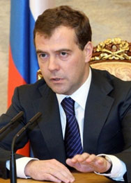 Медведев: Трябва да принудим Грузия да прекрати огъня