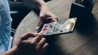 Обвинения и към ръководството на Министерството на образованието отправи Ангел