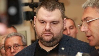 Пеевски се отказа да бъде евродепутат
