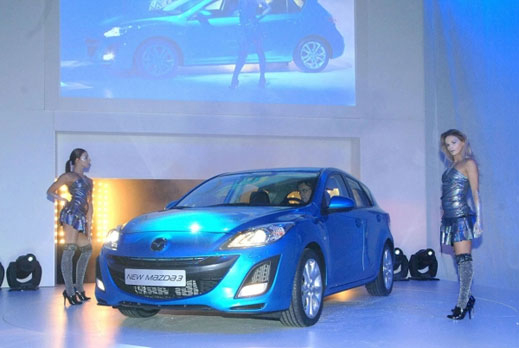 Разкриха новата Mazda 3 в Болоня (галерия)