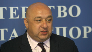 Министър Красен Кралев днес връчи най високото държавно отличие в областта