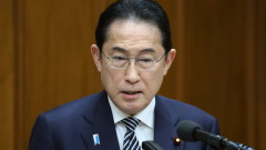Рейтингът на японския премиер падна до рекордно ниско ниво