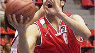 Калоян Иванов продължи договора си с Менорка