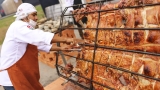 Китай може да намали вноса на свинско с над 50% до края на 2021-а