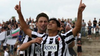 Любимецът на феновете на Локомотив Пловдив Даксон да Силва даде