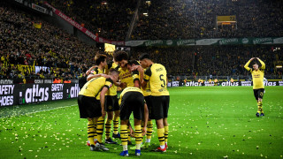 Защитникът Омер Топрак който игра дълги години в Бундеслигата сложи