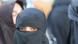 Отново бурки пред съда в Пазарджик