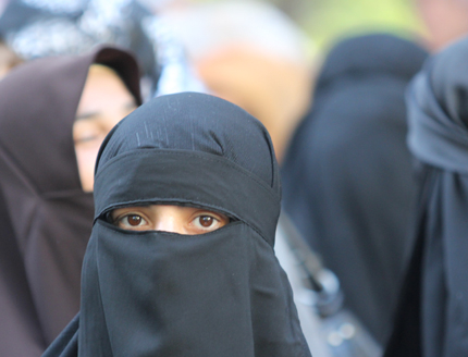 Отново бурки пред съда в Пазарджик