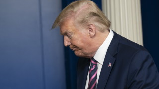 Президентът на САЩ Доналд Тръмп не отговаря на въпроси по