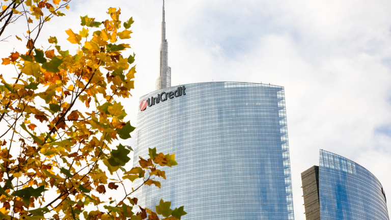 UniCredit с екшън план за увеличаване на капитала