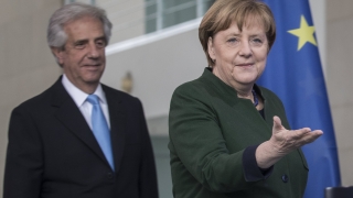 Меркел зове ЕС да сключва търговски сделки с други страни, ако не стане със САЩ