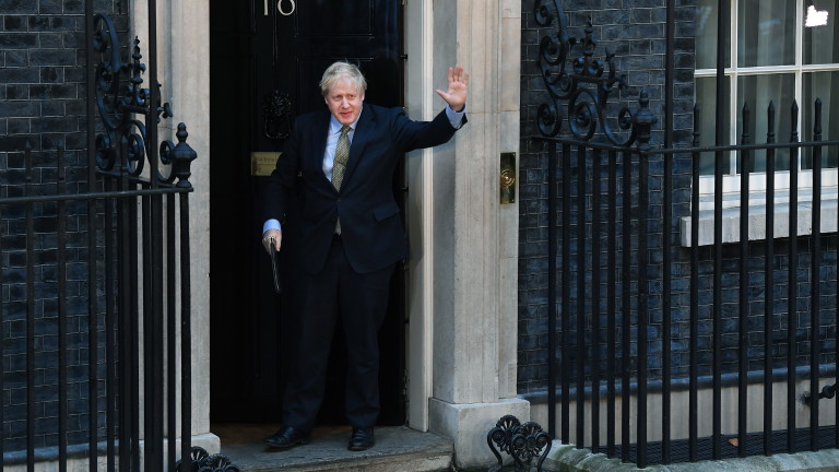 Джонсън оповести новите британски министри 