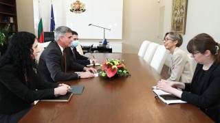 Премиерът Стефан Янев се срещна с ръководителя на мисията на