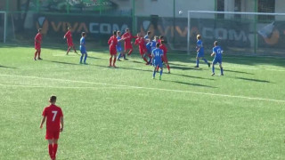 Отборът на Левски набор 2004 загуби домакинството си на вечния