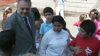 Пловдивският областен дарява деца с пари от спечелено дело