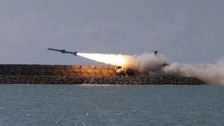 Иран успешно изпита крилата ракета по време на военноморски учения