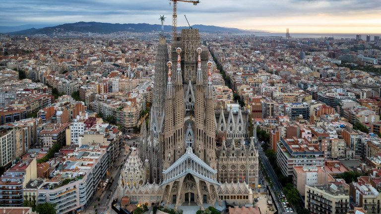 От 1 април Барселона вдига туристическия данък