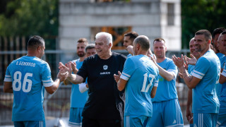 Легендата на Локомотив Пловдив и българския национален отбор Христо Бонев