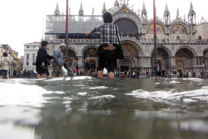 Проливните дъждове наводниха Венеция