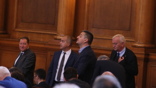 БСП обяви промените в изборния кодекс за „насилие над Конституцията“