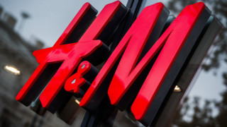 Mагазин на H&M в ЮАР разбит след реклама