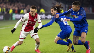 Миналогодишният полуфиналист в Шампионска лига Аякс отпадна от втория по