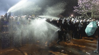 В някои части на Истанбул полицията е използвала средства за