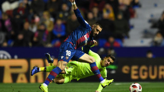 Барселона 17 януари 22 30 Леванте Състав 13 Яспер Силесен 25