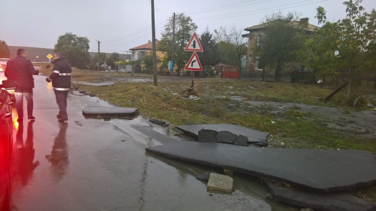 Над 200 къщи са наводнени в Котел, където вчера беше